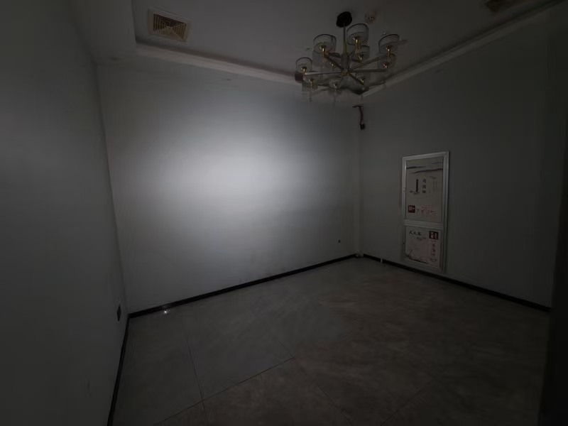 好运转（顺旺烟酒超市）秀洲区餐饮美食街300㎡空店转让或出租