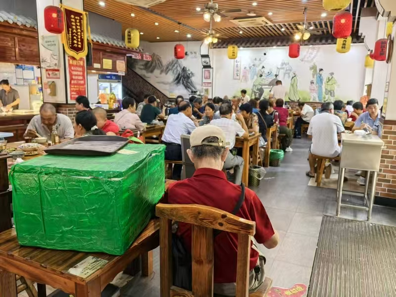 好运转（金筷子大饭堂）桐乡市崇福开了16年的快餐店转让