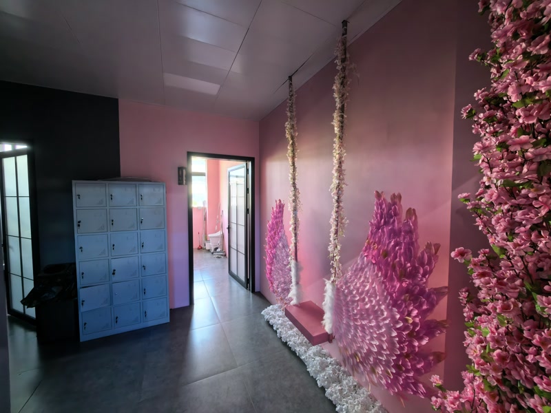 好运转（花间一壶）桐乡市秋韵小区精装酒馆带台球厅转让