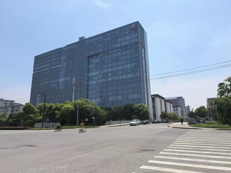 好运转（花间一壶）桐乡市秋韵小区精装酒馆带台球厅转让