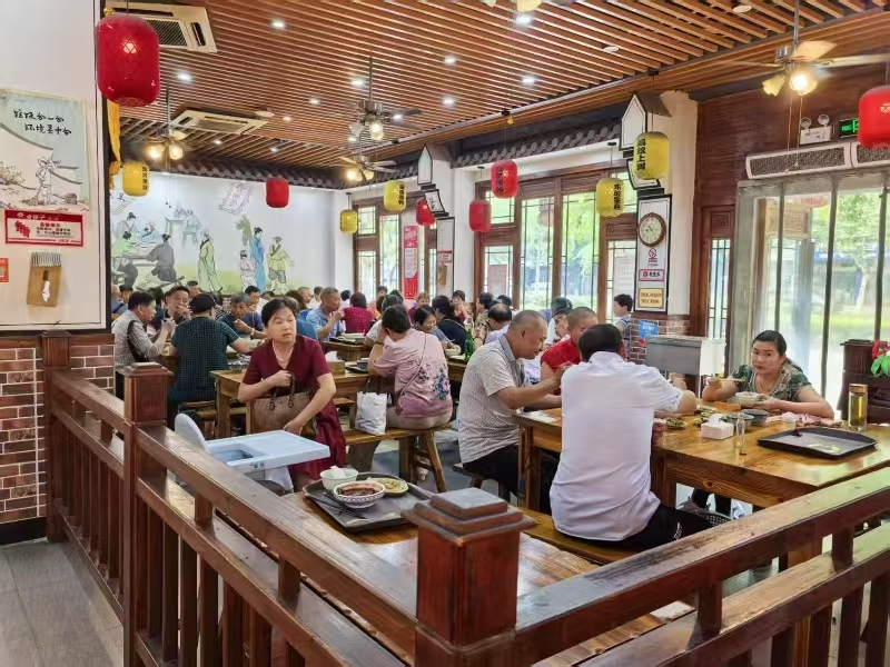 好运转（金筷子大饭堂）桐乡市崇福开了16年的快餐店转让