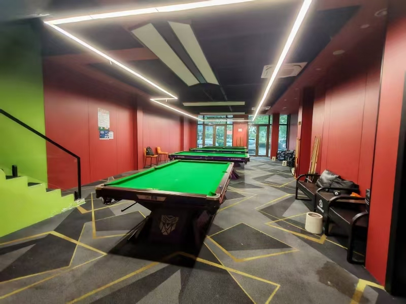 好运转（8月台球主题馆）成熟小区、写字楼台球馆转让