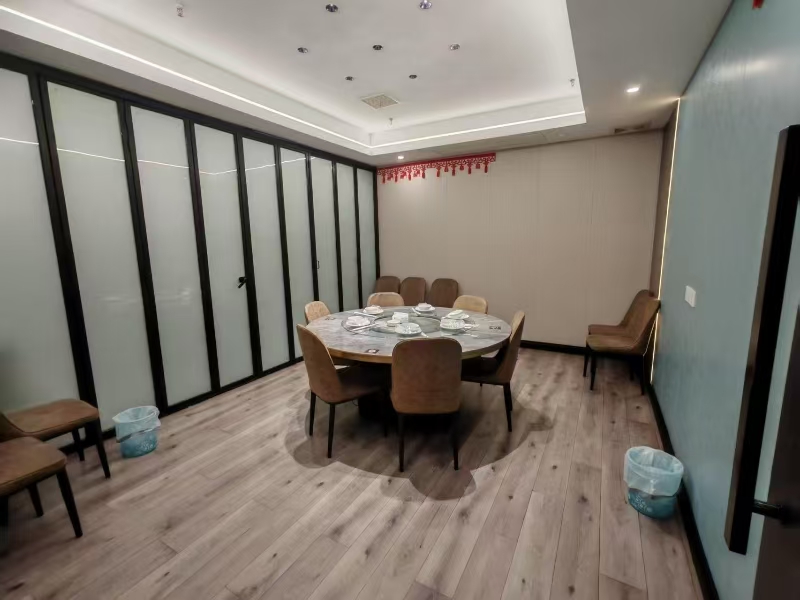 好运转（海盐餐饮店）600平四间大门面、日营收1万+四年餐饮店转让