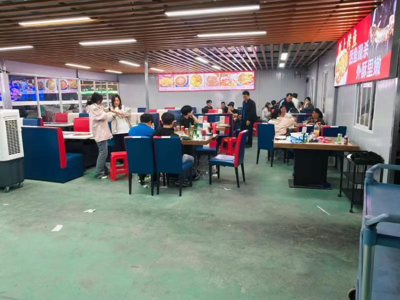 好运转（陈姐纸上烤鱼）大转角纯一层240㎡大排档餐饮店转让