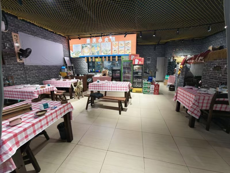 好运转（重庆小火锅）小区.公寓.写字楼.娱乐.美食街.90㎡餐饮店转让