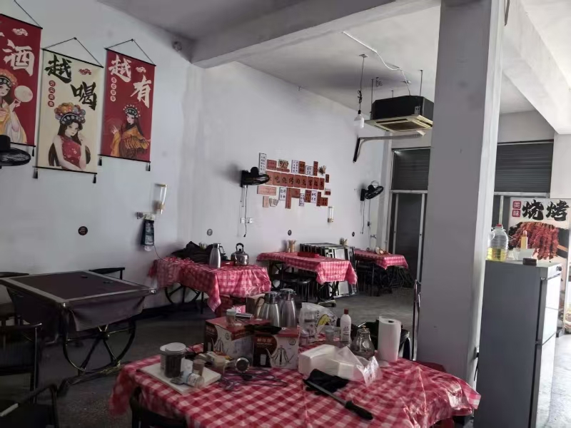 好运转（小辉烧烤）桐乡濮院旺铺转让、重餐饮除外不限业态