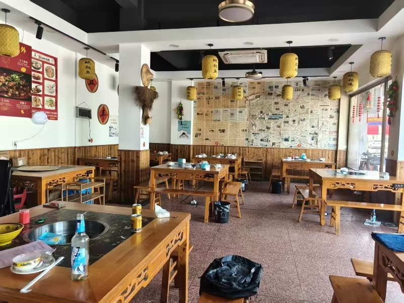好运转（皖员外地锅鸡）桐乡十字路口正拐角餐饮店转让