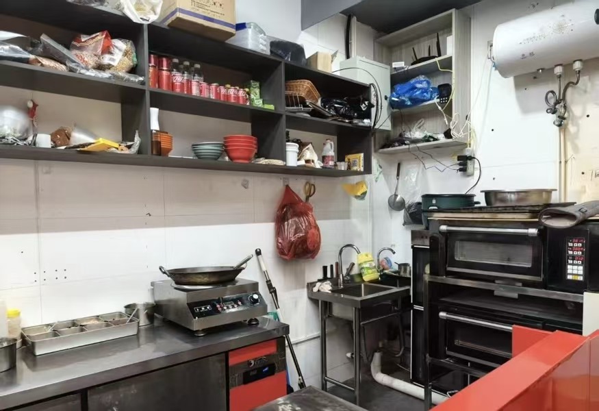 好运转（衢州烧饼）餐饮街中心地段20㎡小吃店转让、1个多当老板