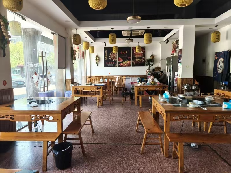 好运转（皖员外地锅鸡）桐乡十字路口正拐角餐饮店转让