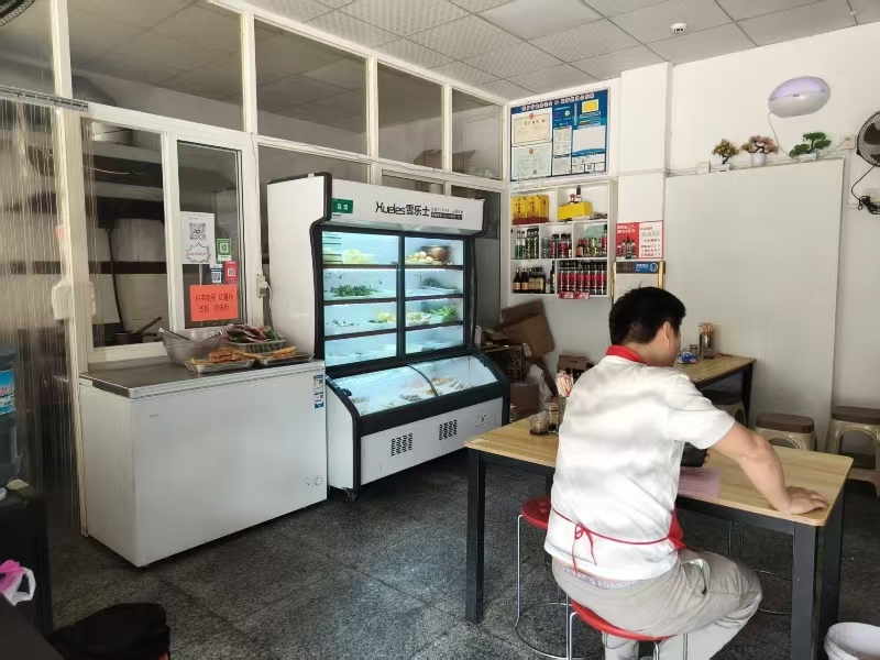好运转（一碗麻辣烫）桐乡几千人小区麻辣烫店转让