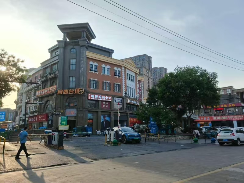 好运转（重庆小田烧烤）桐乡市濮院红星新村餐饮店转让