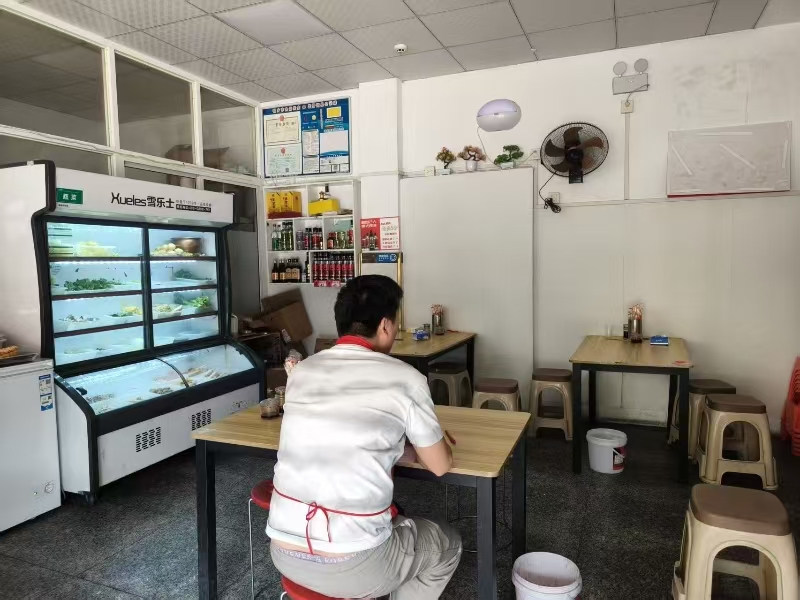 好运转（一碗麻辣烫）桐乡几千人小区麻辣烫店转让