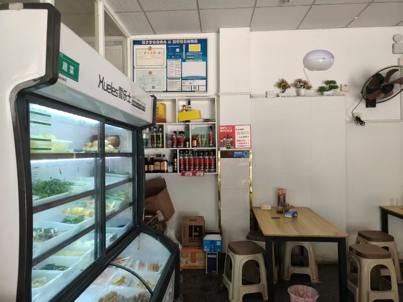 好运转（一碗麻辣烫）桐乡几千人小区麻辣烫店转让