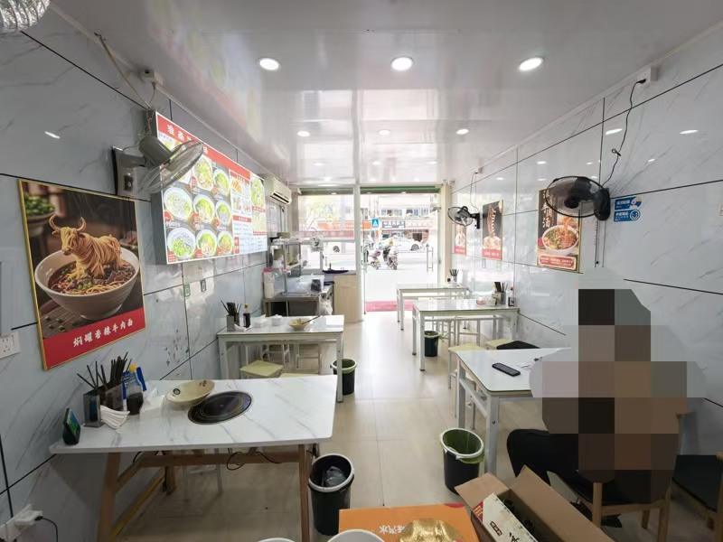 好运转(淮南牛肉汤)菜场门口旁、小区门口旁60㎡小吃店转让