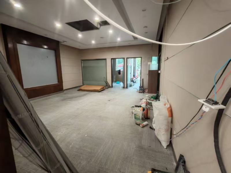 好运转(旺铺出租)南湖区昌盛南路、学校美食街旺铺出租