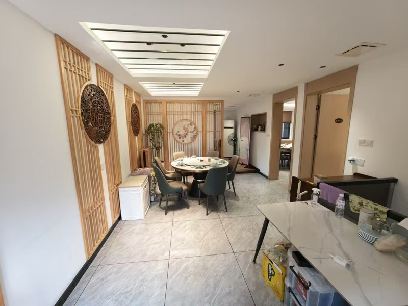 好运转(禾味馆)南湖区130平精装餐饮店转让或出租、可外摆
