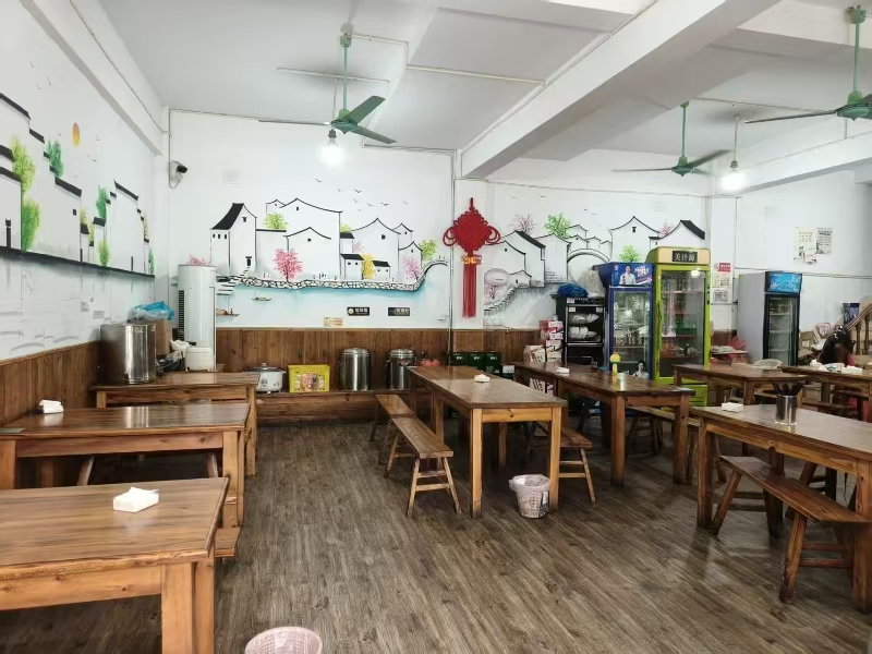 好运转（味美鲜大食堂）桐乡多个工业区快餐店转让门口可外摆
