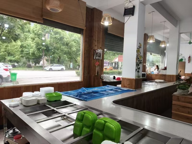 好运转（味美鲜大食堂）桐乡多个工业区快餐店转让门口可外摆