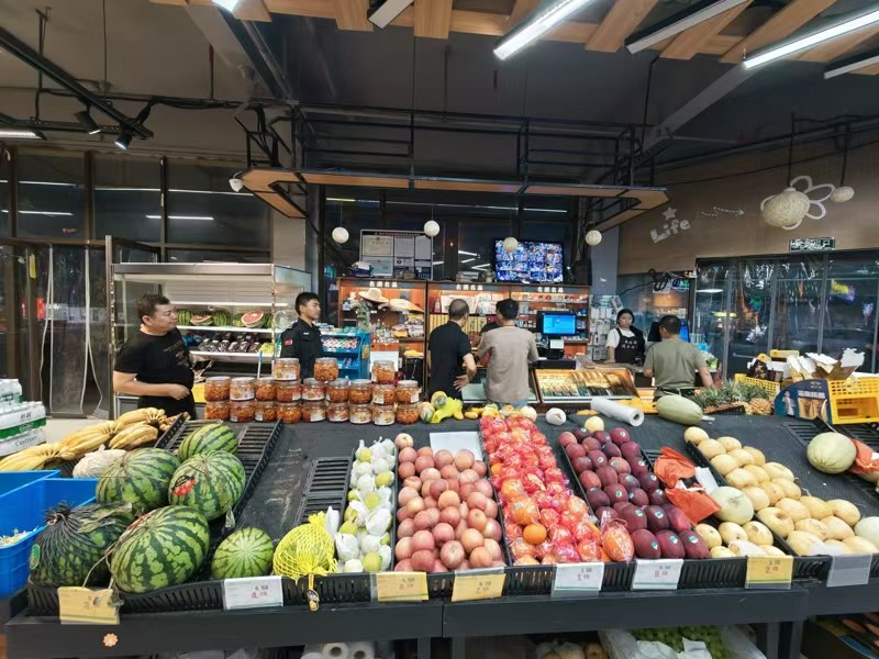 好运转（太古德精品超市）大拐角纯一层290㎡超市转让、门前就是夜市