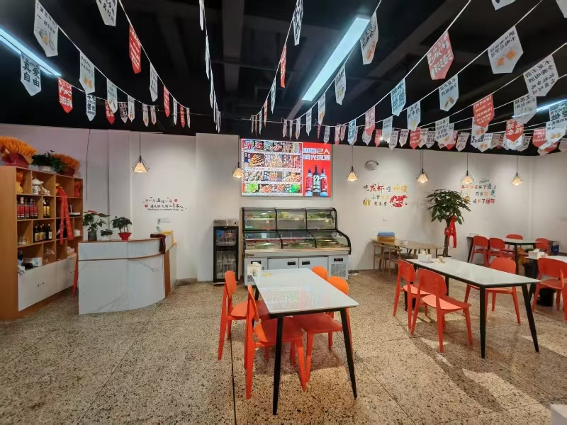 好运转(烧烤店)嘉善工业园区旁、万人小区烧烤店转让
