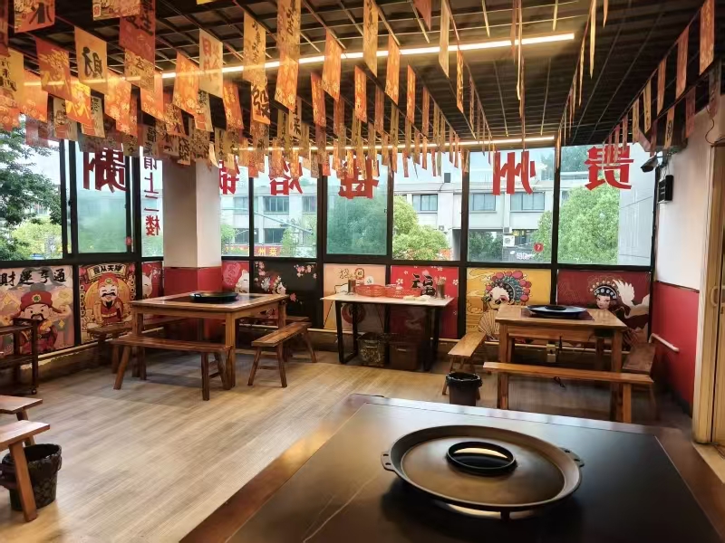 好运转（贵州烙锅）油车港小区大门口餐饮店转让