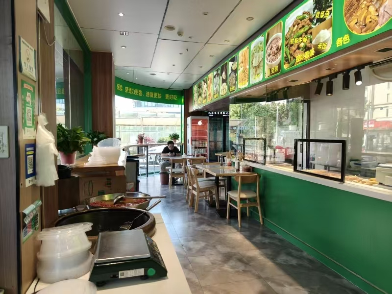 好运转(面守艺烧麦拌面)海宁农贸市场旁小吃店转让