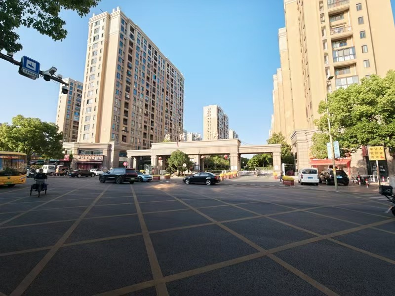 好运转(强子生鲜)双小区门口生鲜店4000元转让、可做餐饮