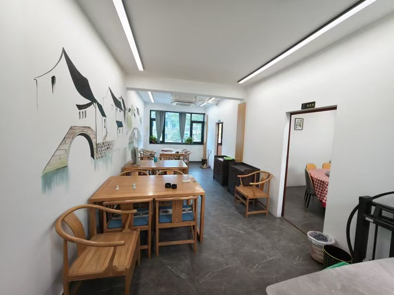 好运转(月河街餐饮店转让)嘉兴月河街、上下两层265㎡精装餐饮店转让