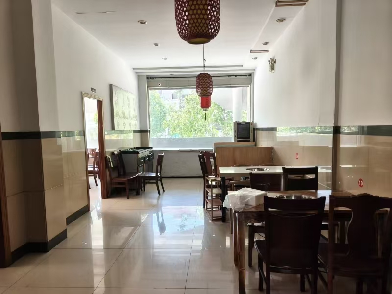 好运转（云南天麻猪肚鸡）平湖新埭商业街餐饮店转让
