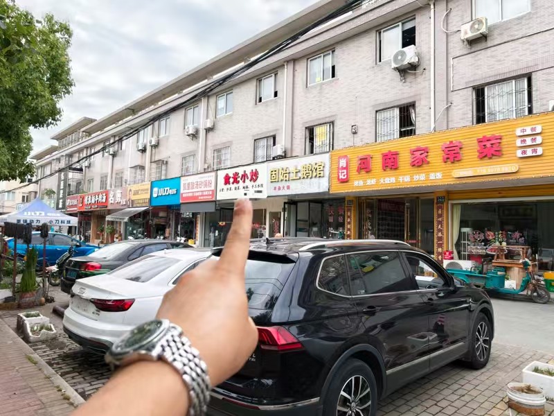 好运转（食光小炒）工业厂区门口小炒店转让、餐饮业不限
