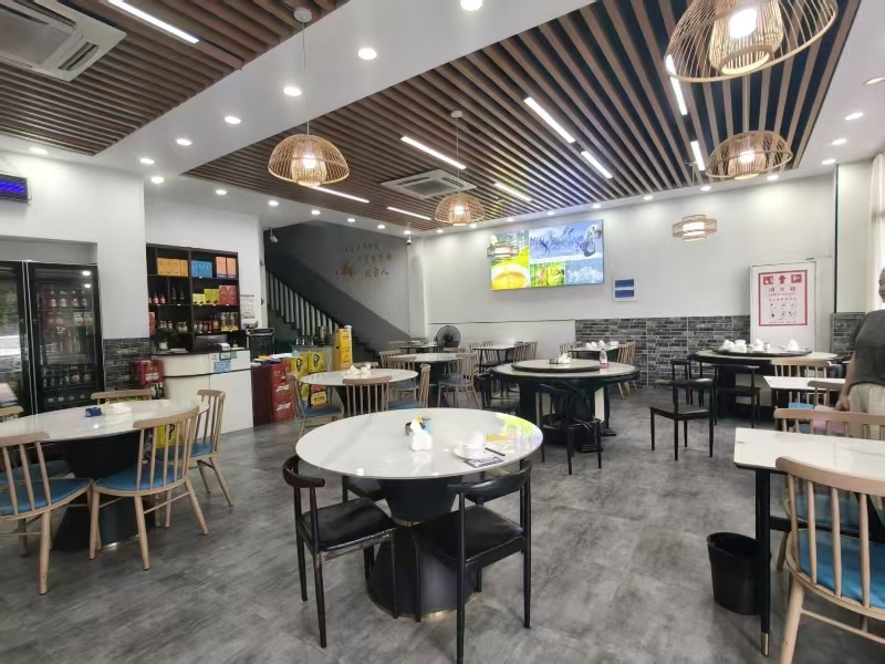 好运转（新安江庭院餐厅）海宁长安万人小区旁餐饮店转让