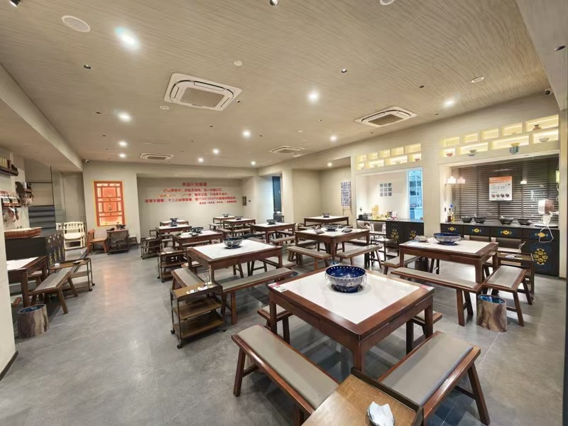 好运转(内蒙特色火锅)九曲路‘辰溪里’上下两层280㎡火锅店转让