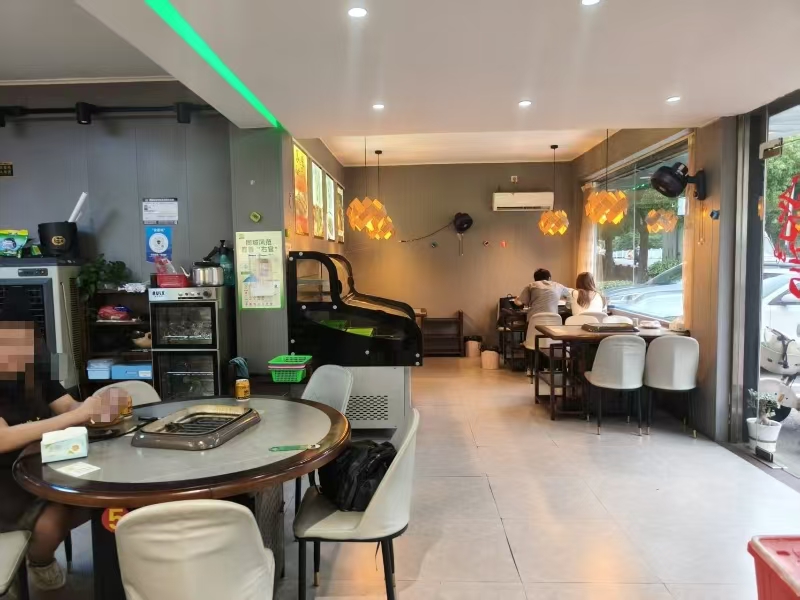 好运转(正宗重庆纸上烤鱼)嘉善惠民临街餐饮店转让