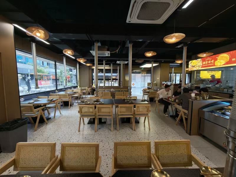 好运转(榴莲噗噗烤肉店)九曲路‘辰溪里’纯一层175㎡烤肉店转让