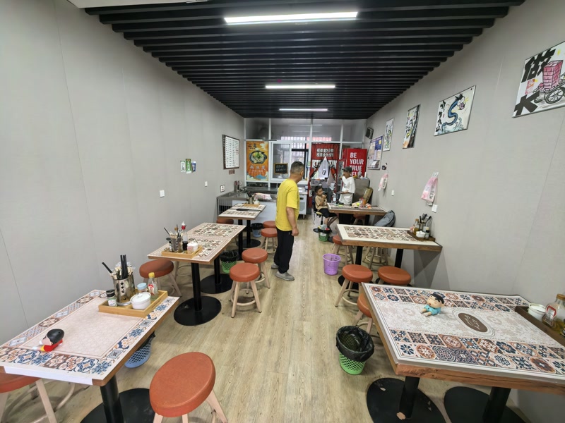 好运转(二毛粉丝煲)桐乡市传媒学院对面小吃店转让