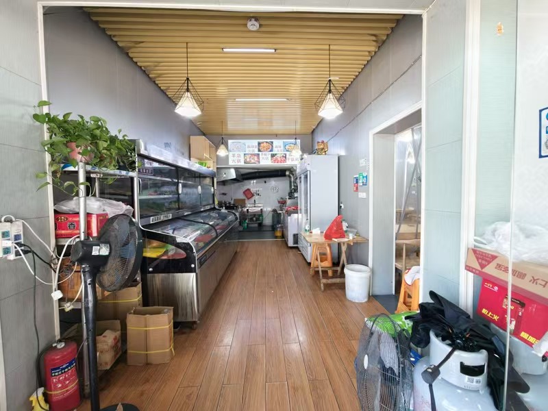 好运转（小彭烧烤）纯一层120㎡烧烤店转让、十三年老店