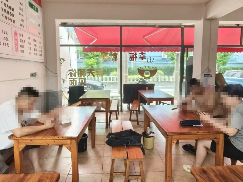 好运转(张记面馆 )几十个工区旁面店转让
