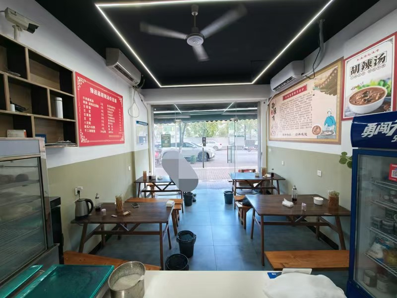 好运转(豫逍遥胡辣汤)早餐店转让、每天做一两千、房租100/天