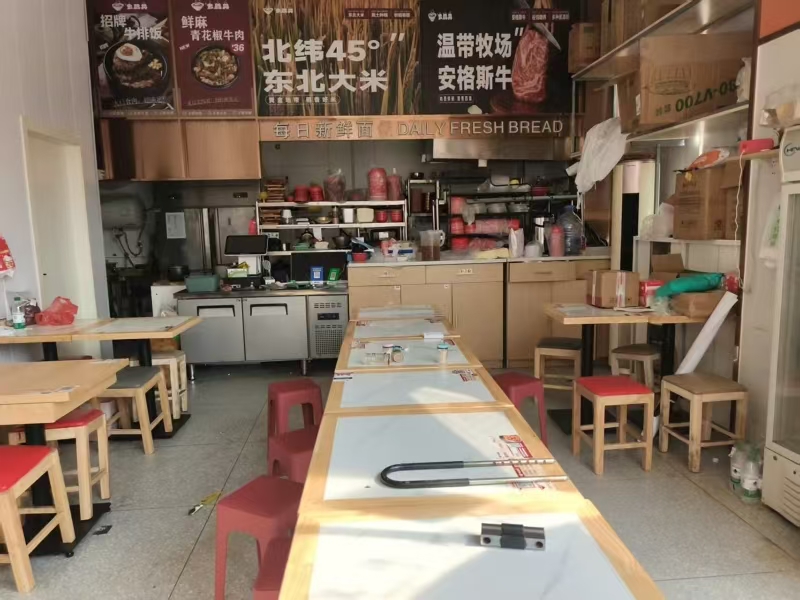 好运转(大犇丼牛肉饭)十字路口拐角小吃店转让
