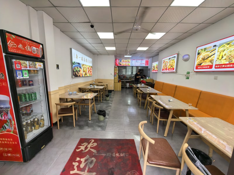 好运转（迎面而来）南湖区双小区门口旁边4所学校餐饮店转让
