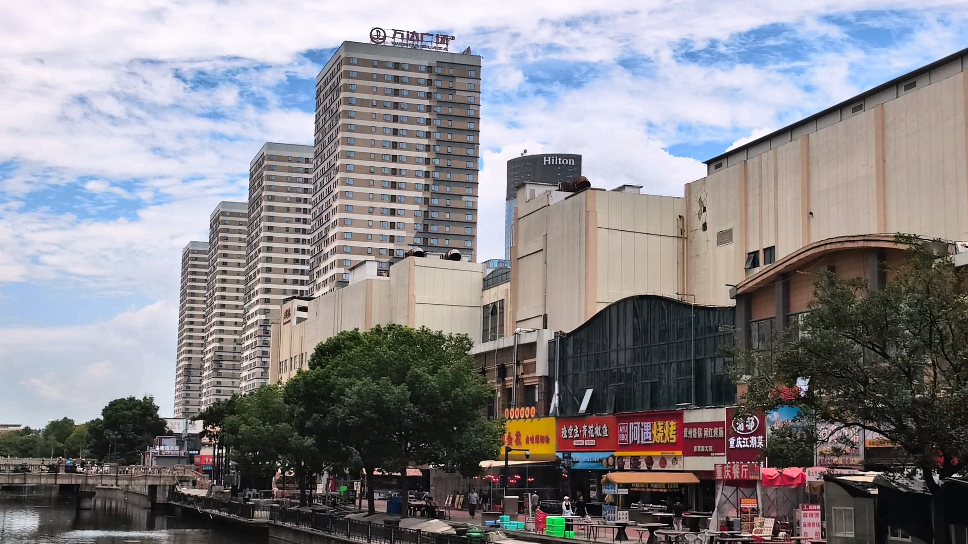 好运转（万达品牌小吃）南湖区老万达5号门口小吃店转让