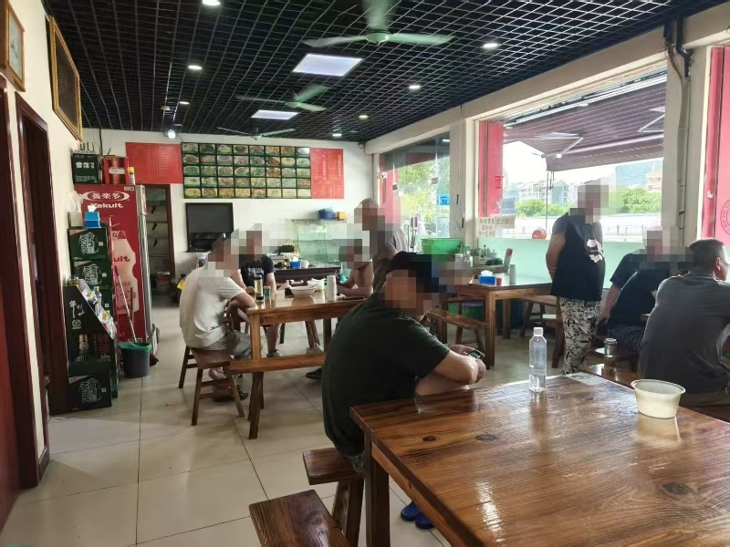 好运转（久久农家菜）南湖区十字路口拐角旁餐饮店转让