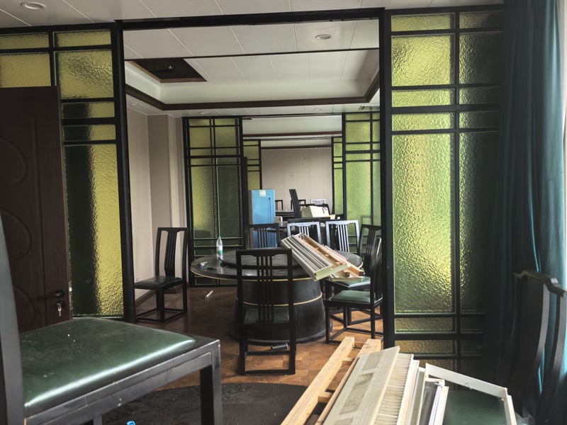 好运转(街坊土院)平湖市带天然气320平餐饮店出租