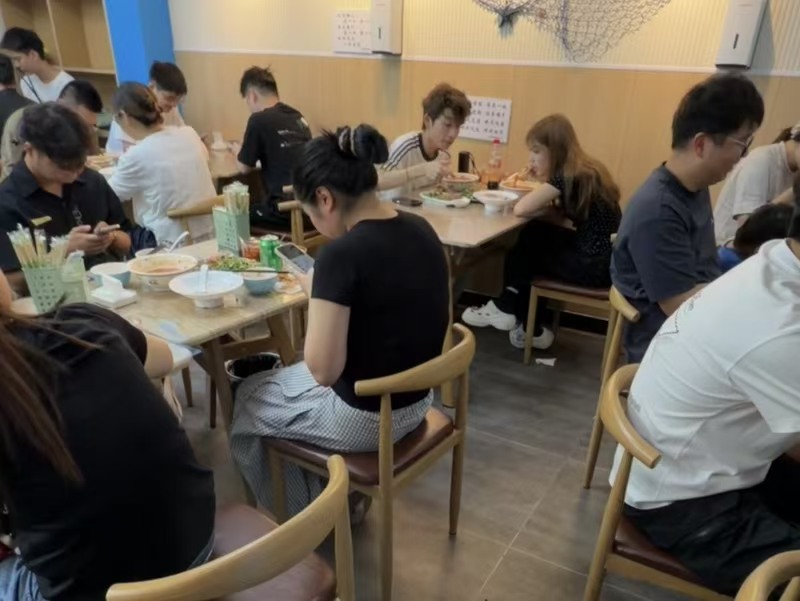 好运转(鸥椰.海南小吃)正常营收中小吃店转让、一天做6000