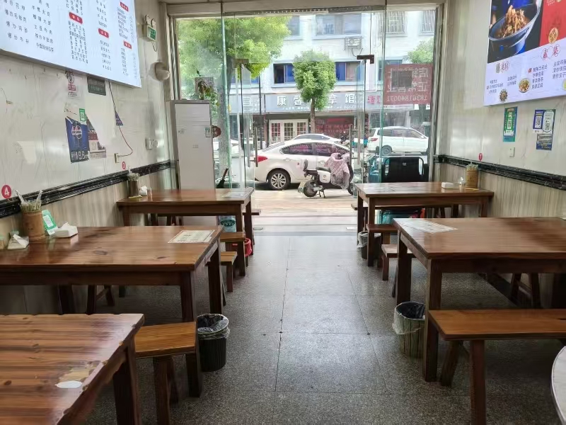 好运转(兄弟大排档)桐乡餐饮一条街餐饮店转让
