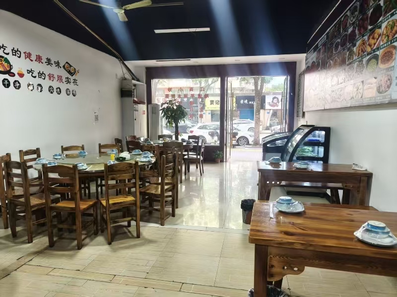 好运转(赣味人家)平湖4个小区旁边餐饮店转让