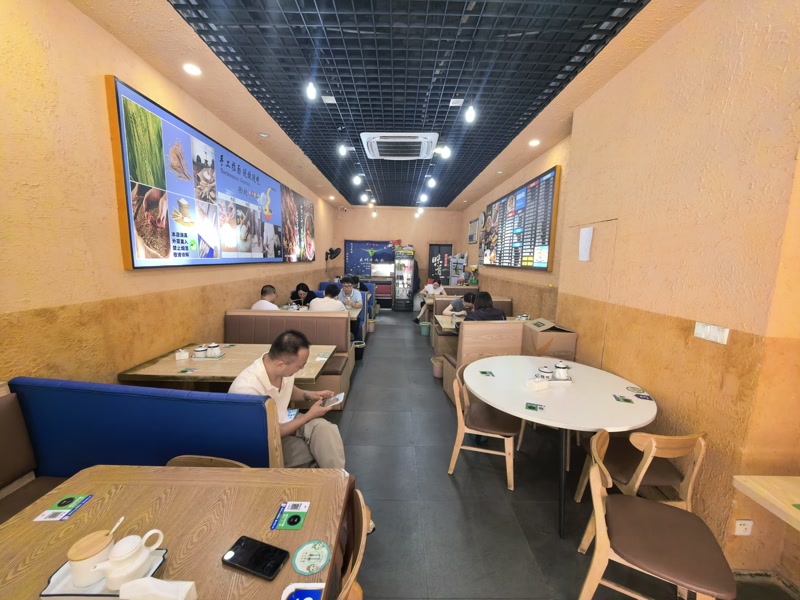 好运转(兰州手工拉面)平湖吾悦广场美食街带天然气小吃店转让