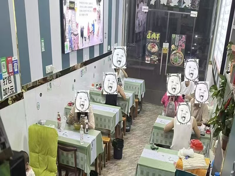 好运转(云南羊肉米线)工业区附近餐饮街79㎡米线店转让、可外摆