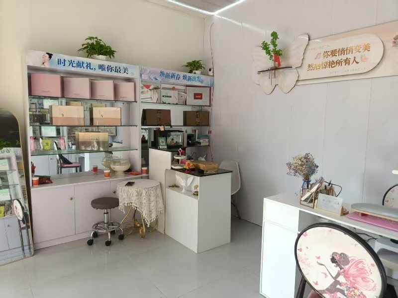好运转(韩雅姬)几千人小区出入口美容店转让