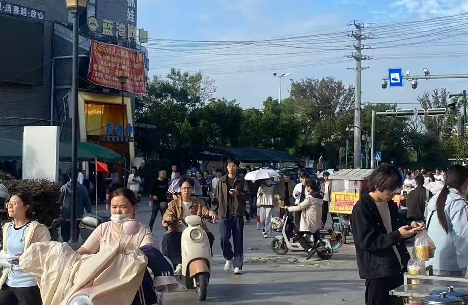 好运转（衢州鸭头）富士康商贸中心衢州鸭头店转让 月营10-15万+